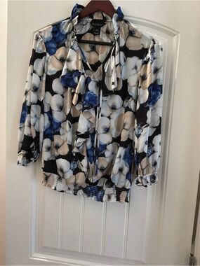 White House Black Market Blue, Cream & Black Floral Tie-Neck Blouse, Size, XS